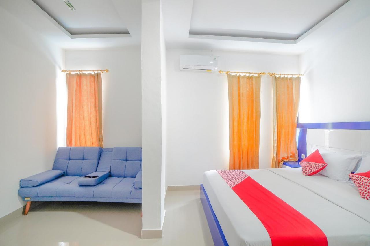 Super Oyo 90457 Anara Residence & Guest House Medan Eksteriør billede